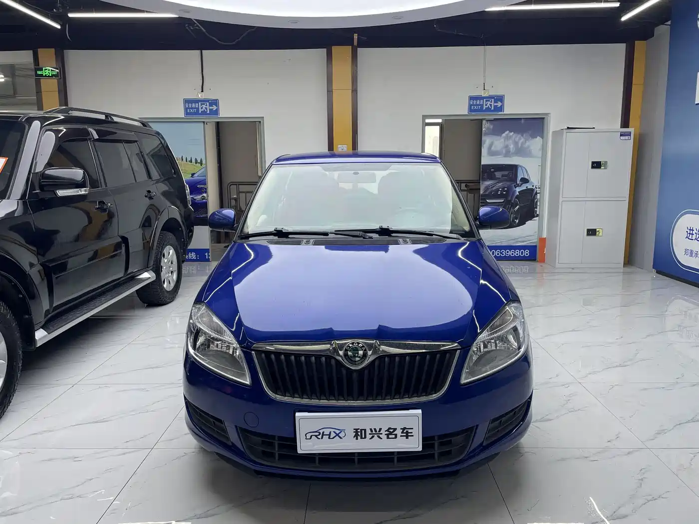 Škoda Fabia 2012 1.4L Manual Crystal Edition фото 2