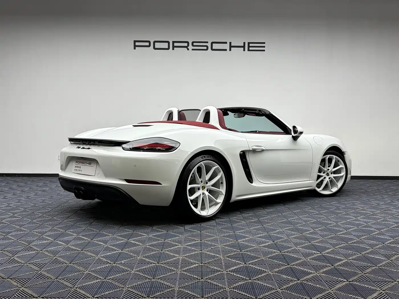 2026 Porsche 718