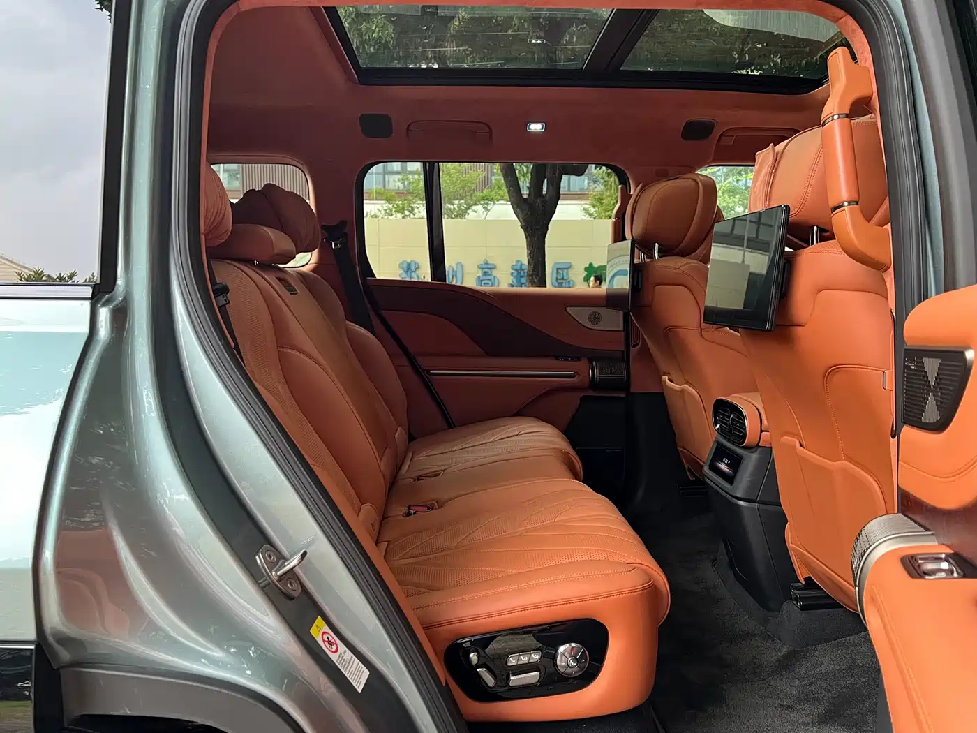 Yangwang U8 2024 2023 Luxury Edition