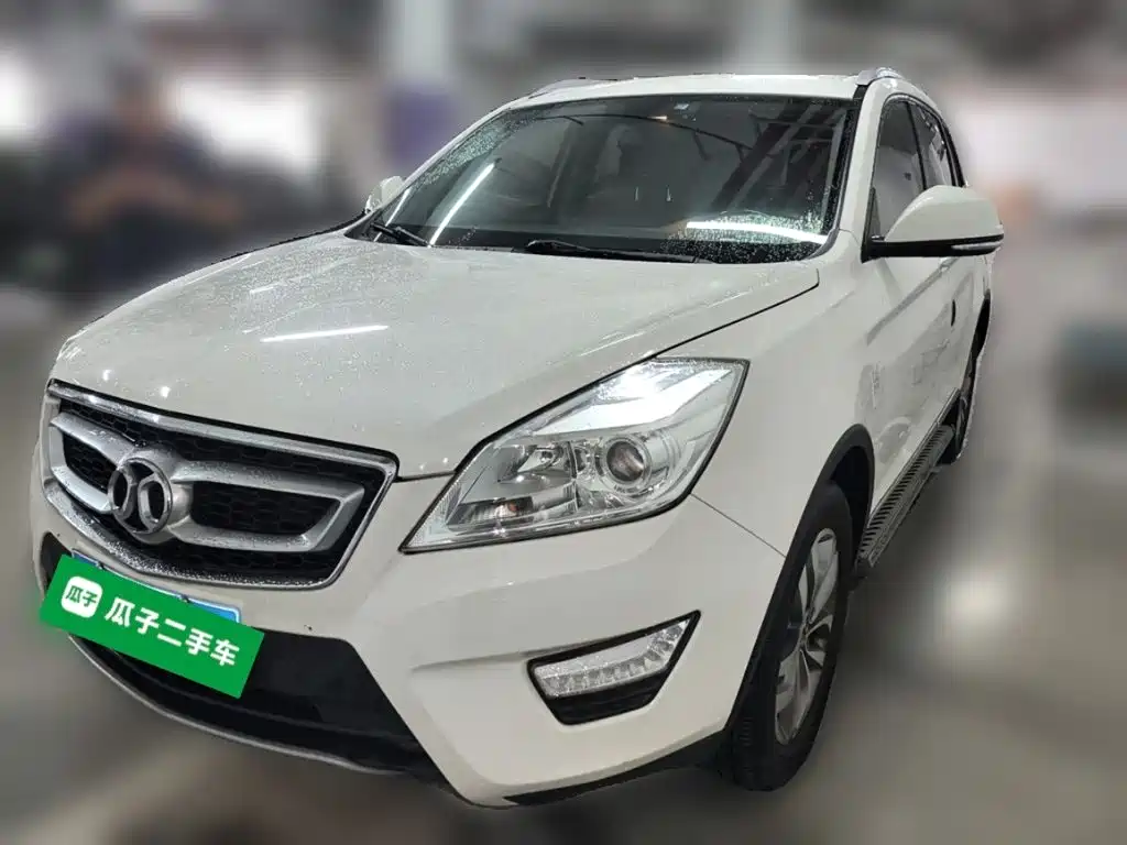 BAIC Senova X65 2015 2015 2.0T Automatic Elite