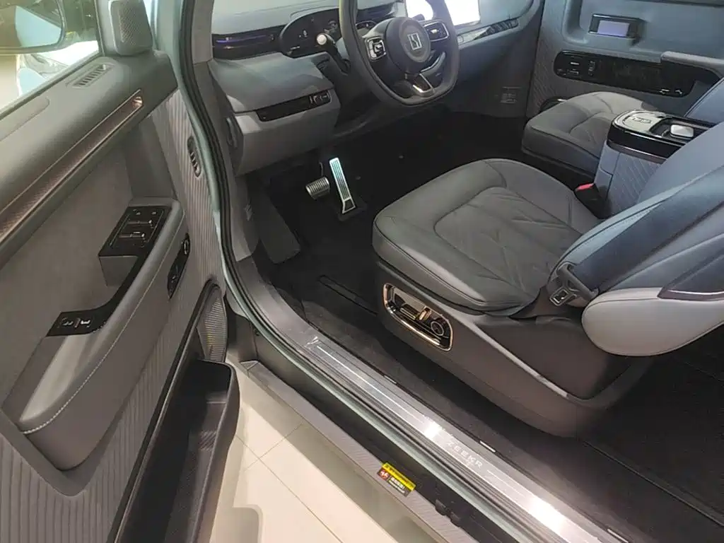 ZEEKR MIX 2026 2025 Smart Driving Edition