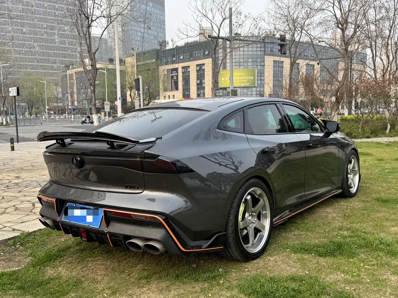 CHANGAN UNI-V