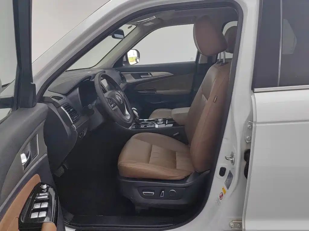 Changan CS95 2018 2017 2.0T 2WD Intelligent Expansion Edition