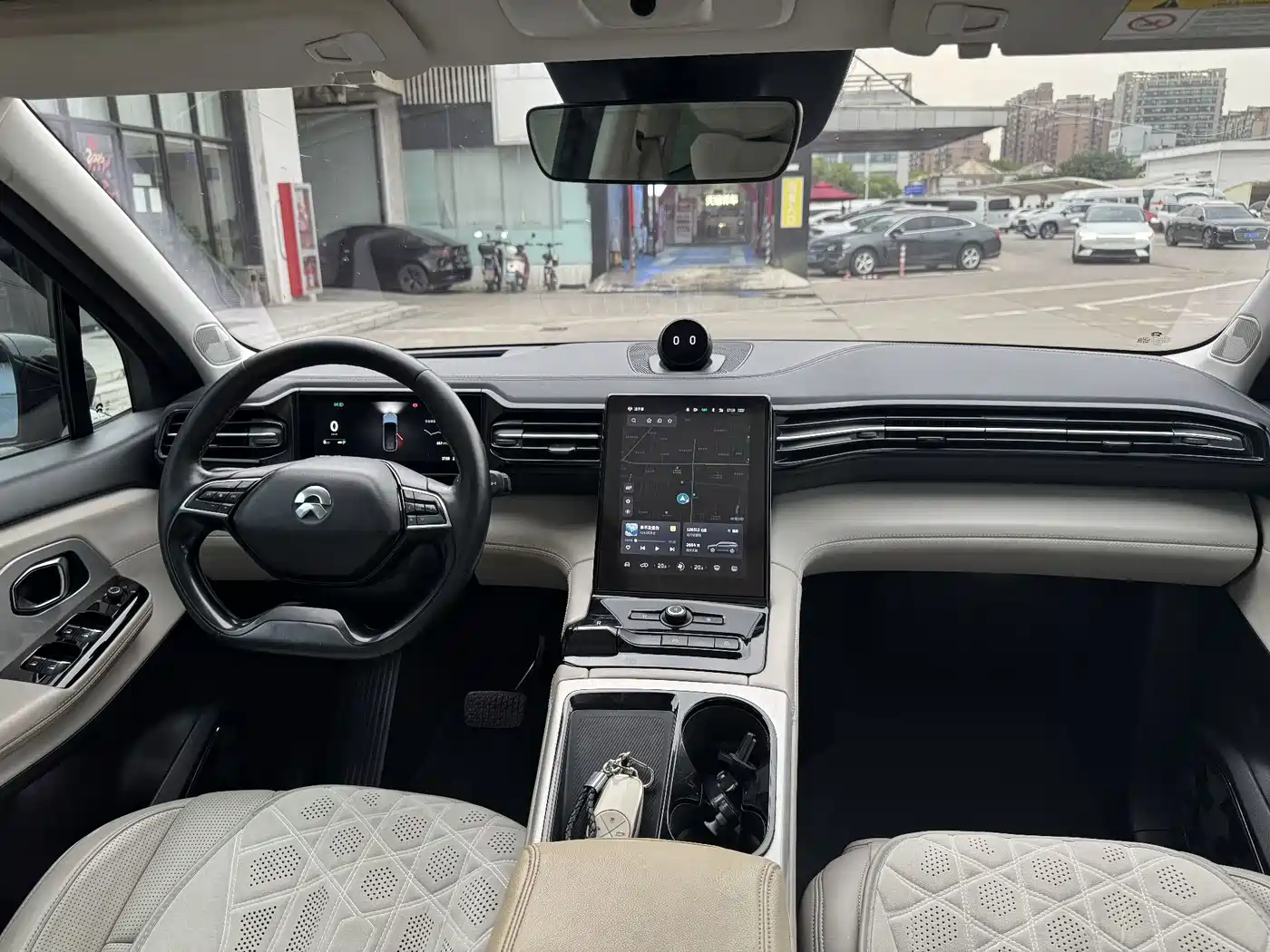 NIO ES8 2019 2018 355KM Base Model 7-Seater Version