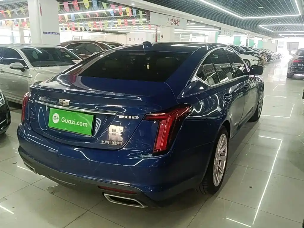 Cadillac CT5 2020 2020 28T Fashion Model