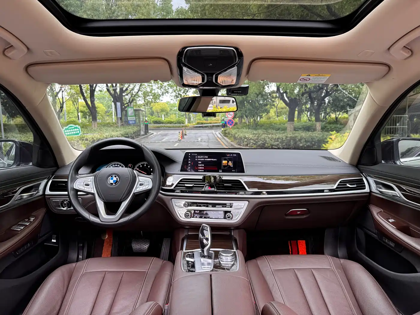 BMW 7 Series 2018 730Li Leading Type Excellence Package фото 4