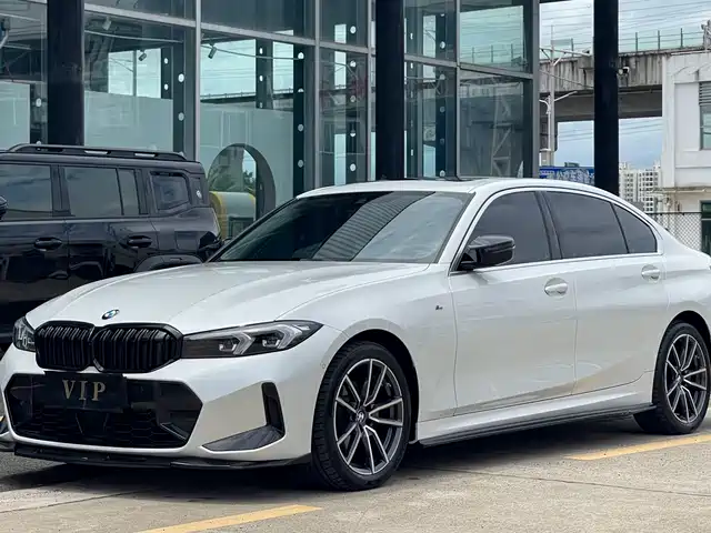 BMW 3 Series 2025 325Li M Sport Package — фото 1