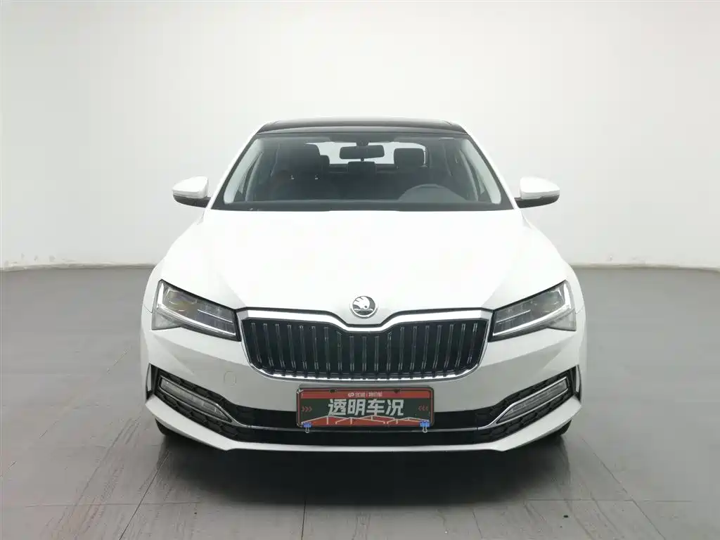 Škoda Superb 2019 TSI280 DSG Standard Edition фото 3