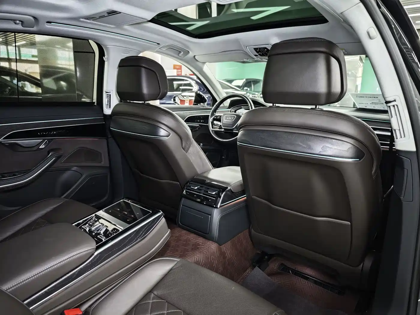 Audi A8 2024 Model A8L 50 TFSI quattro Premium Selection фото 12