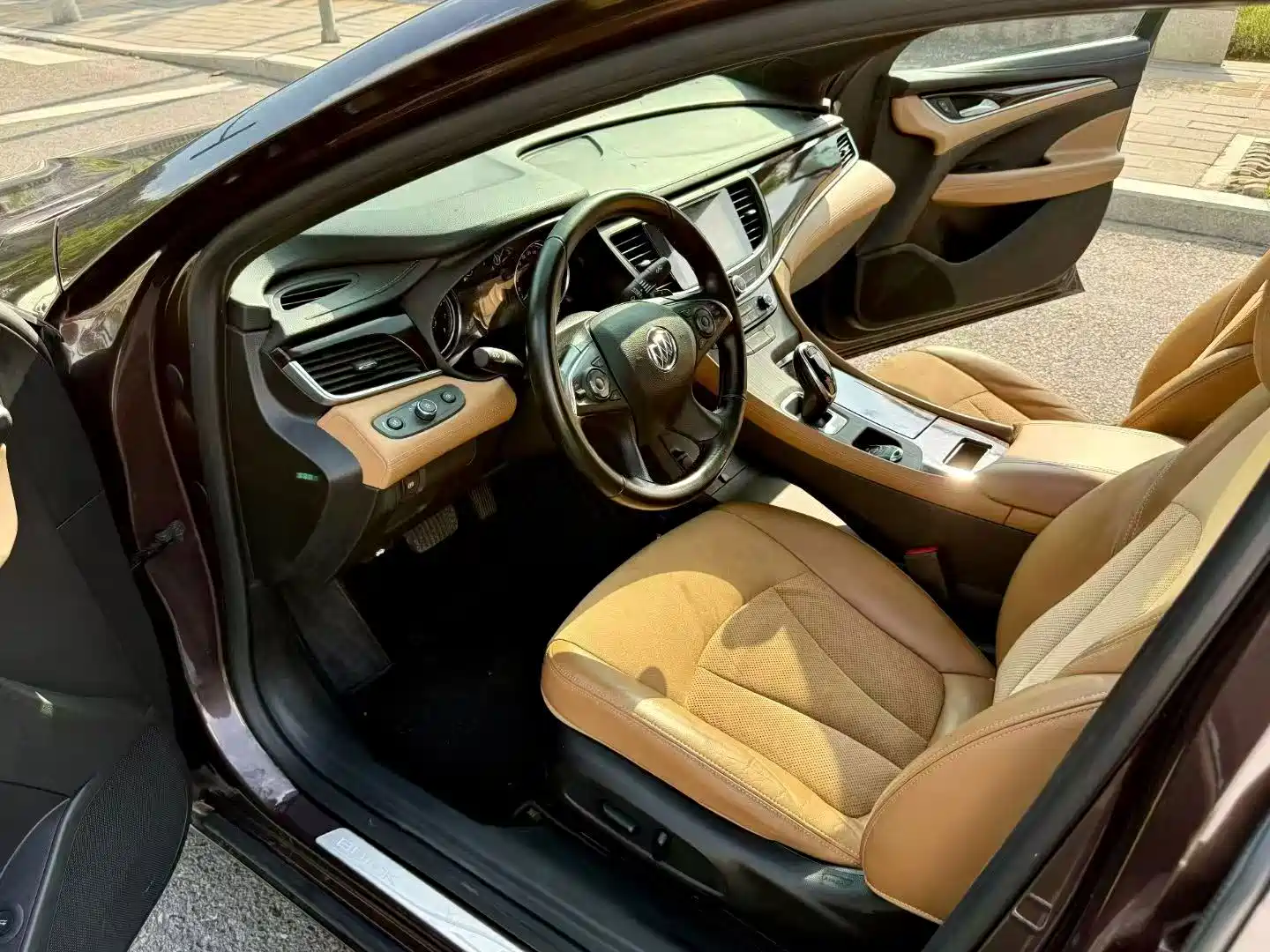 Фото 6 - Buick LaCrosse