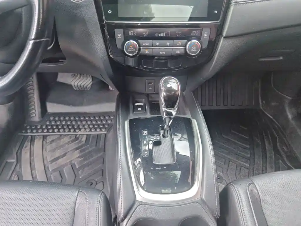 Photo 14 - Nissan X-Trail