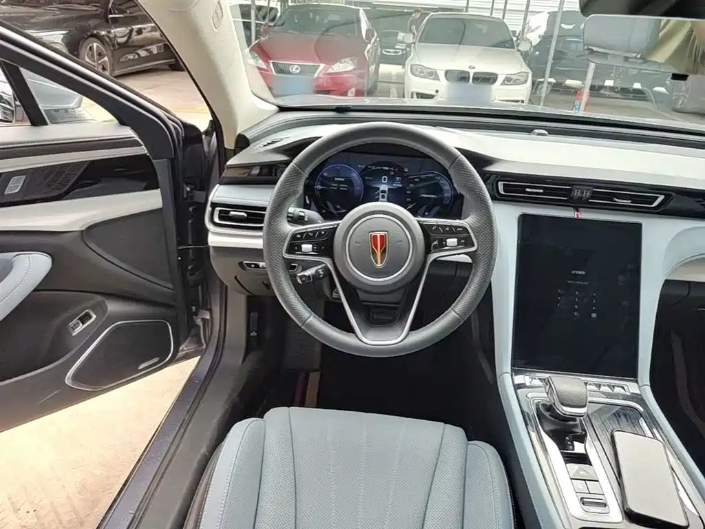 Hongqi H5 PHEV 2025 170 Super Hybrid Edition фото 11