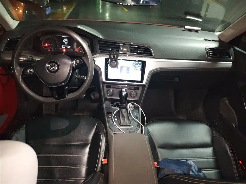 Volkswagen Lamando 2018 230TSI DSG Trend Edition фото 13
