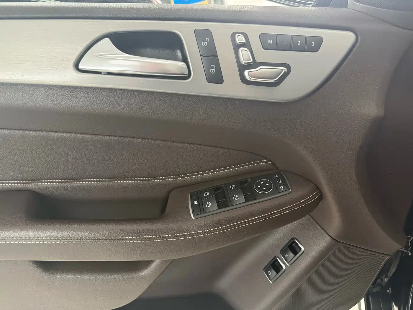 Mercedes-Benz GLS 2016 GLS 400 4MATIC Dynamic фото 5
