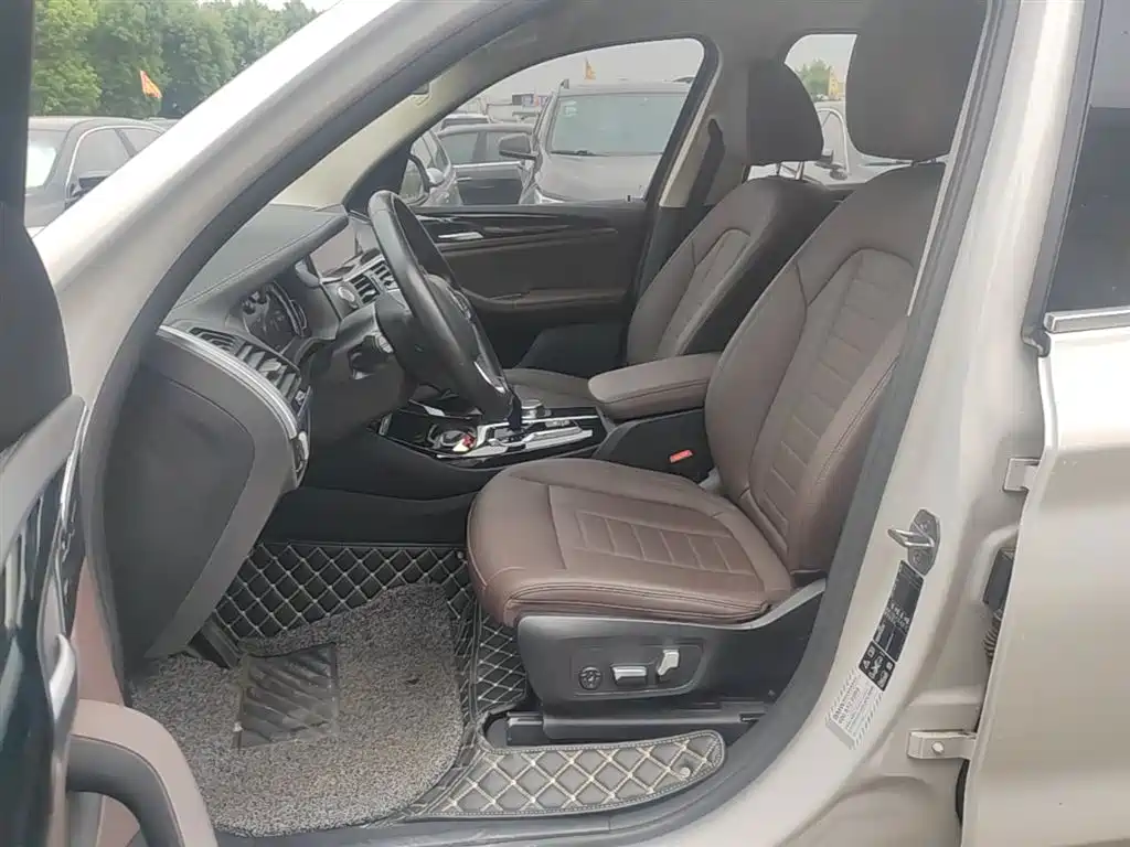 BMW X3 2018 xDrive25i Luxury Package China VI фото 15
