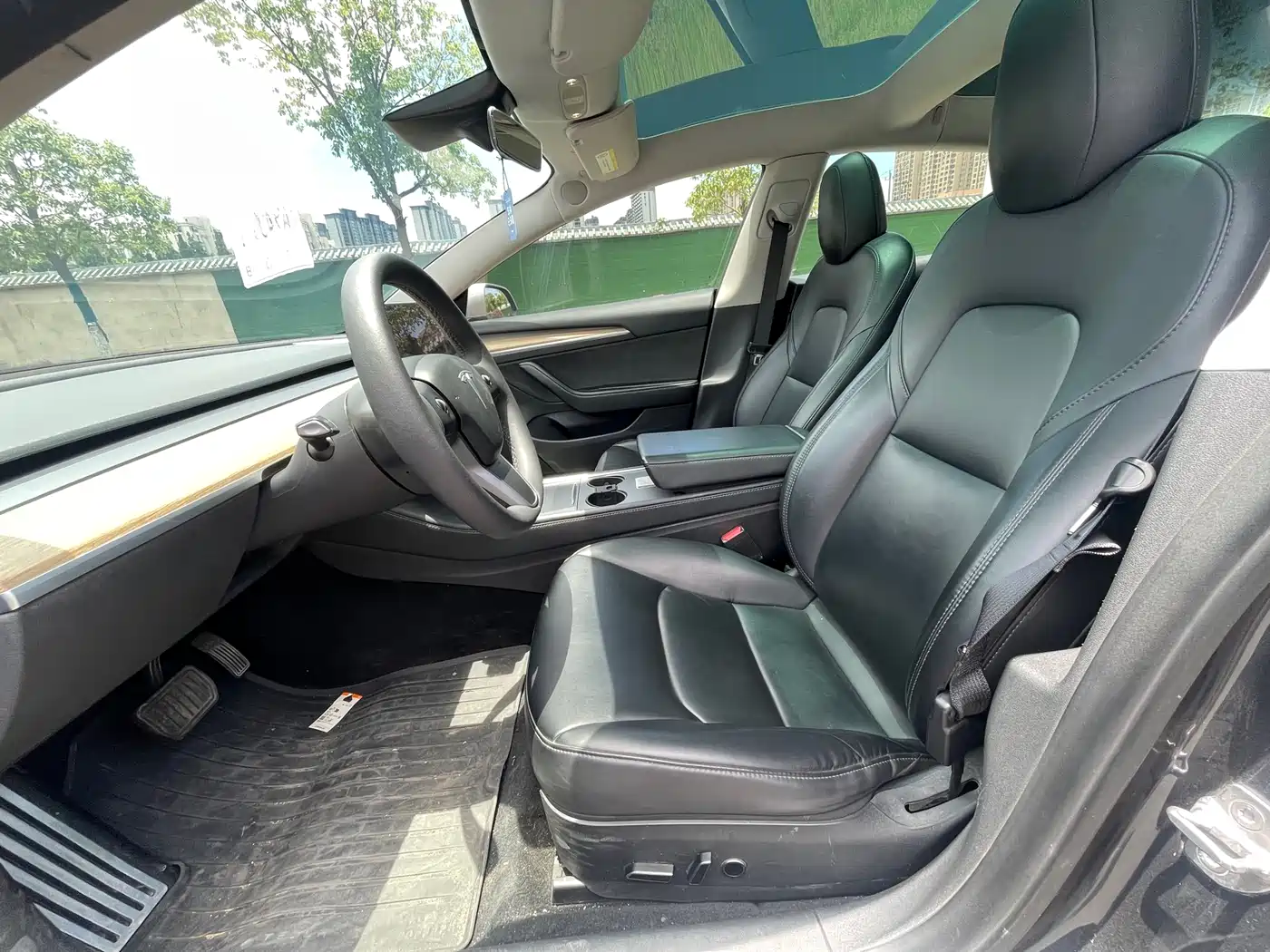 Фото 6 - Tesla Model 3