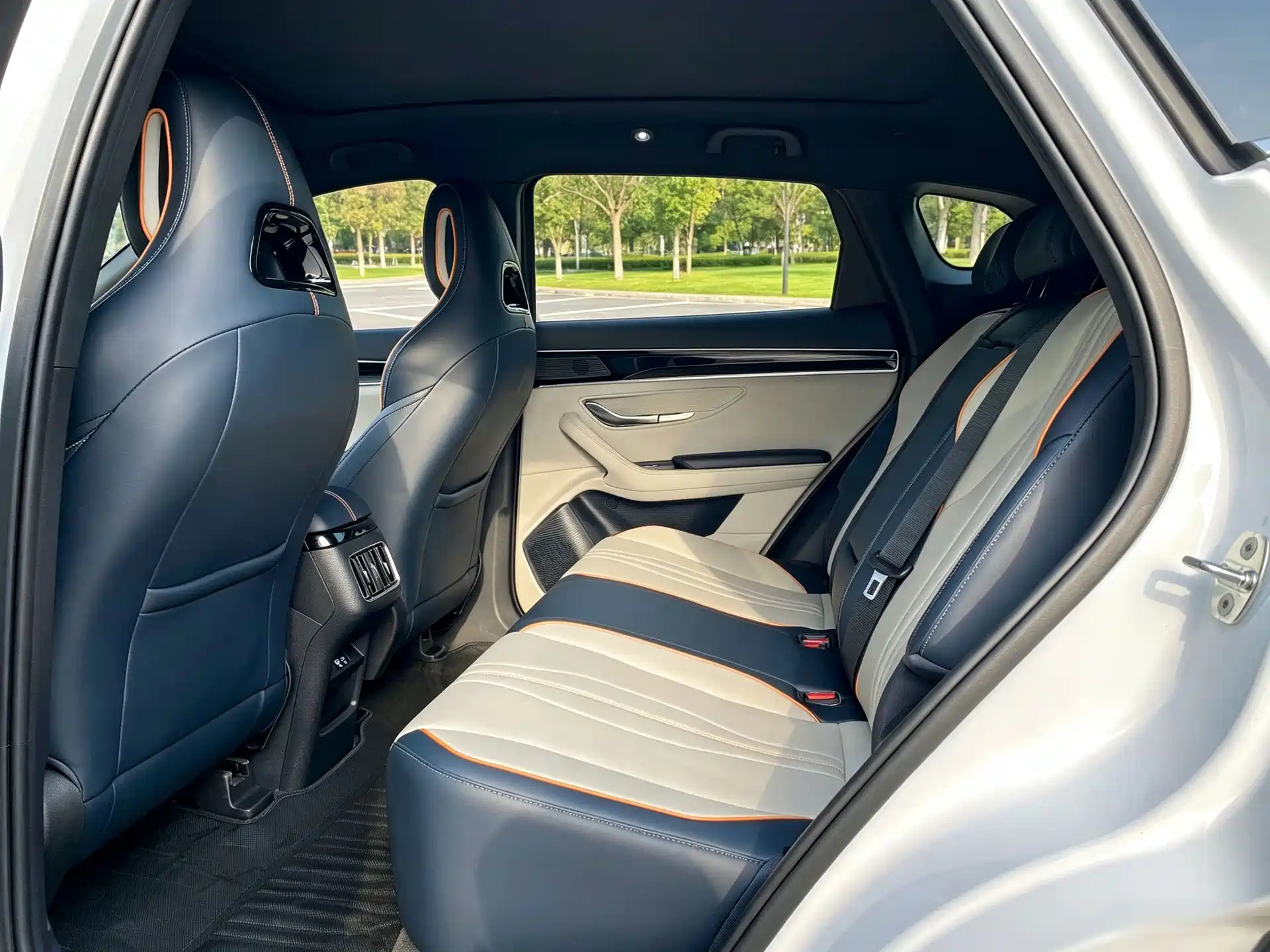 Фото 9 - BYD Song PLUS PHEV