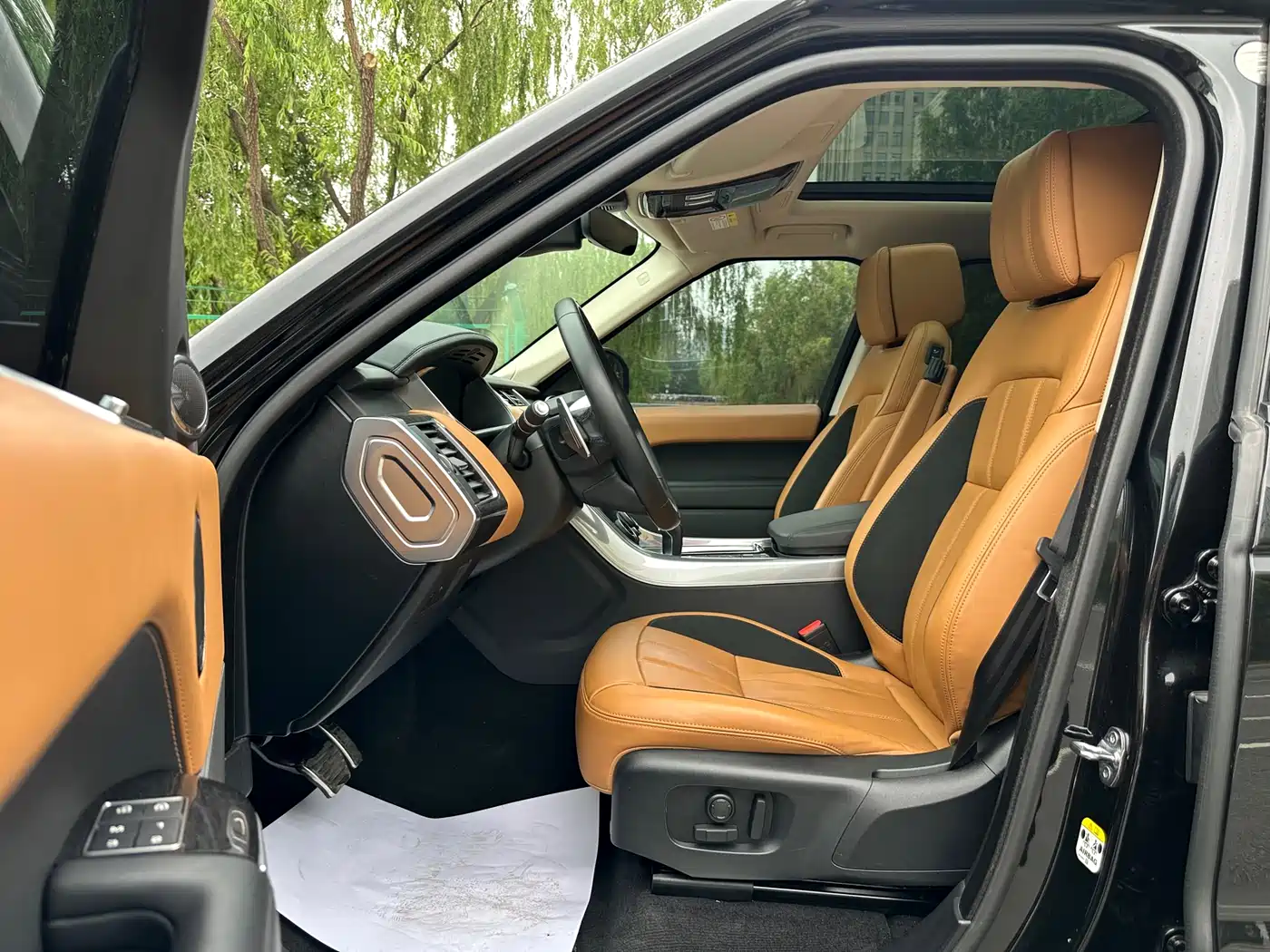 Land Rover Range Rover Sport 2021 3.0 L6 Gloss Black Edition фото 7
