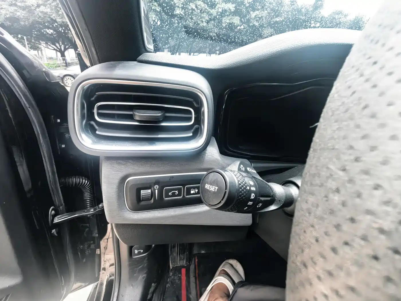 Lynk & Co 03 New Energy 2020 1.5T PHEV Pro фото 37