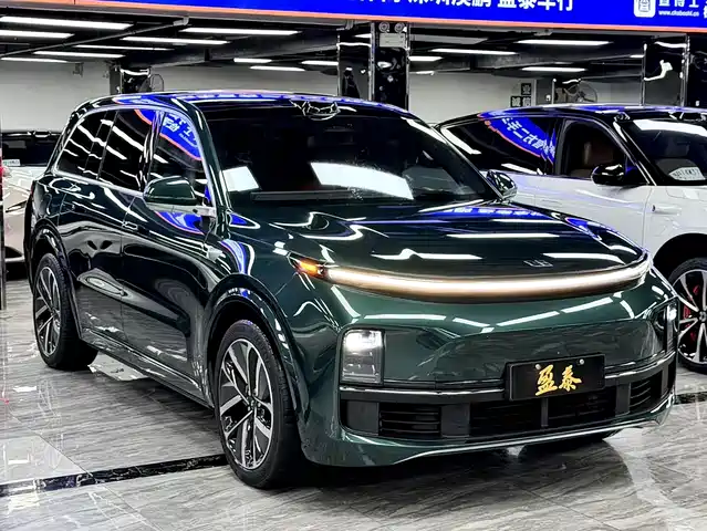 Li Auto Li Xiang L9 2022 Max — фото 3
