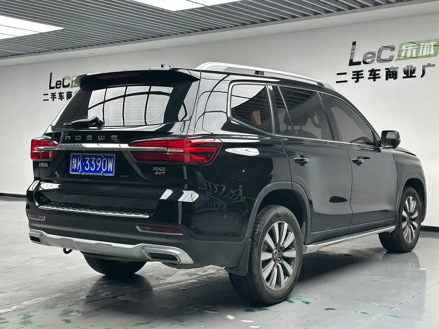 Roewe RX8 2018 2018 30T Internet-connected 2WD Ultimate Edition