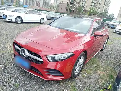 Mercedes-Benz A
