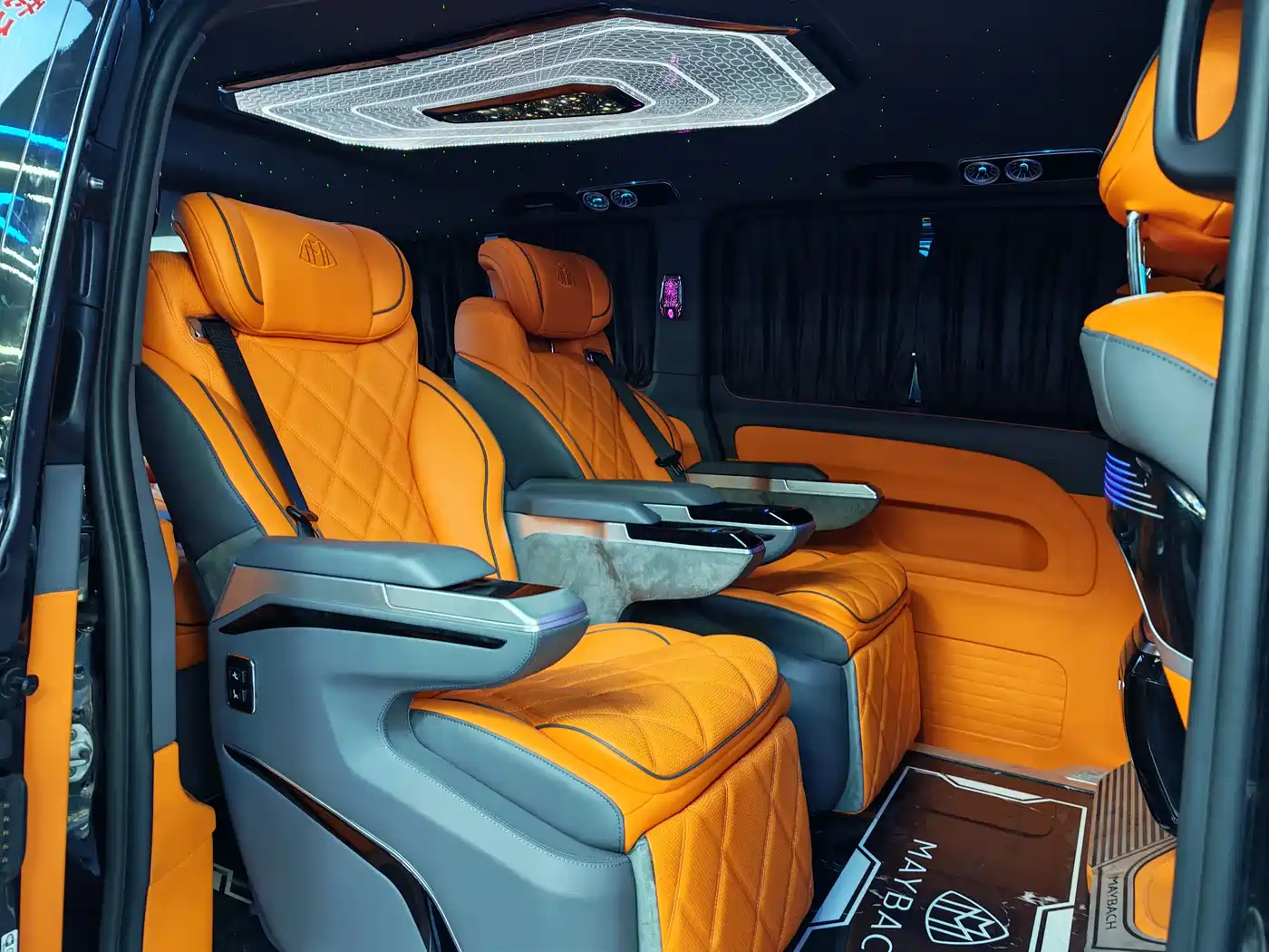 Mercedes-Benz Vito 2021 2.0T Business Edition 7-seater фото 17