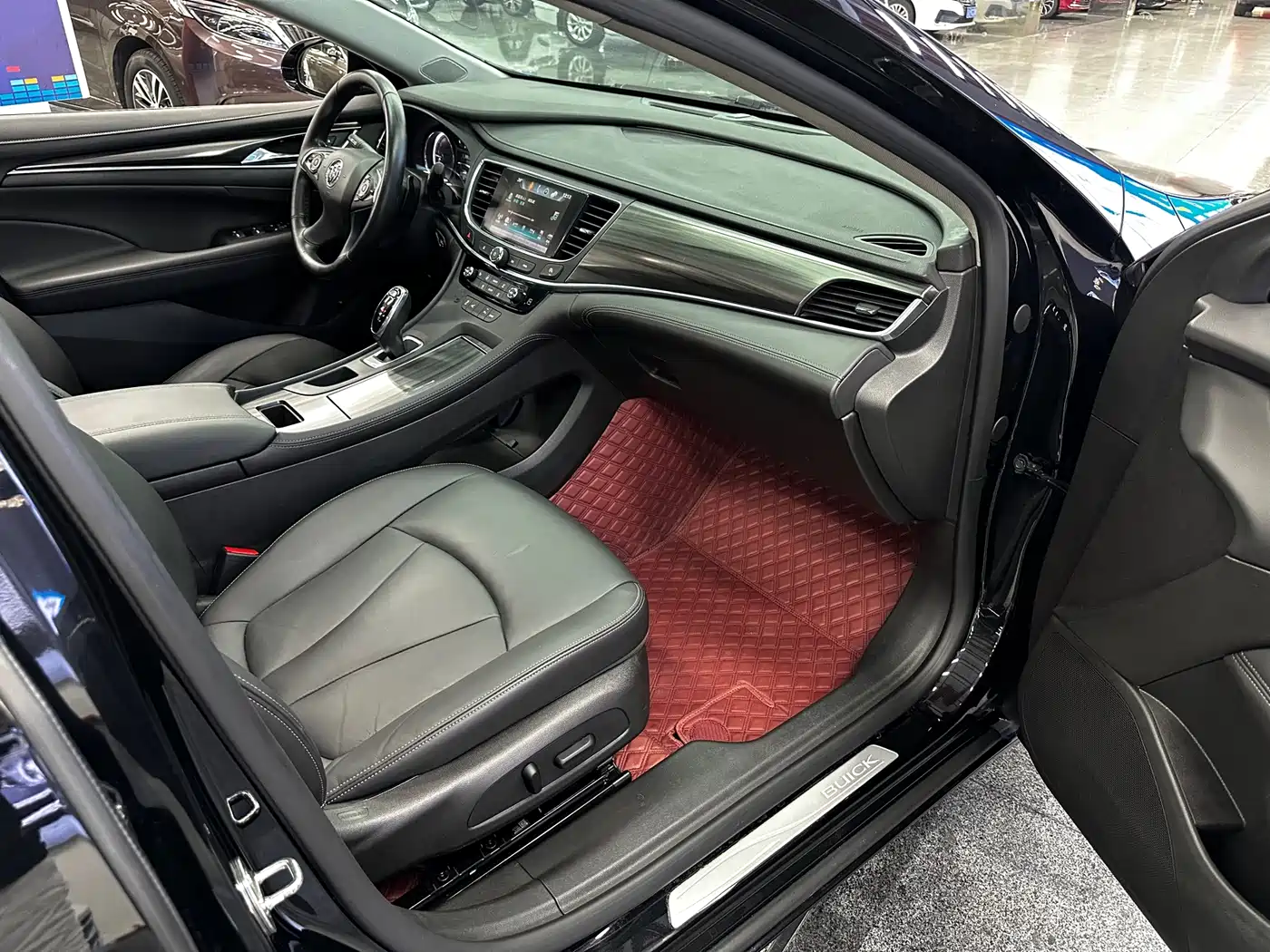 Buick LaCrosse 2016 Facelift 28T Elite фото 24