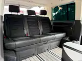 Photo 21 - Volkswagen Multivan