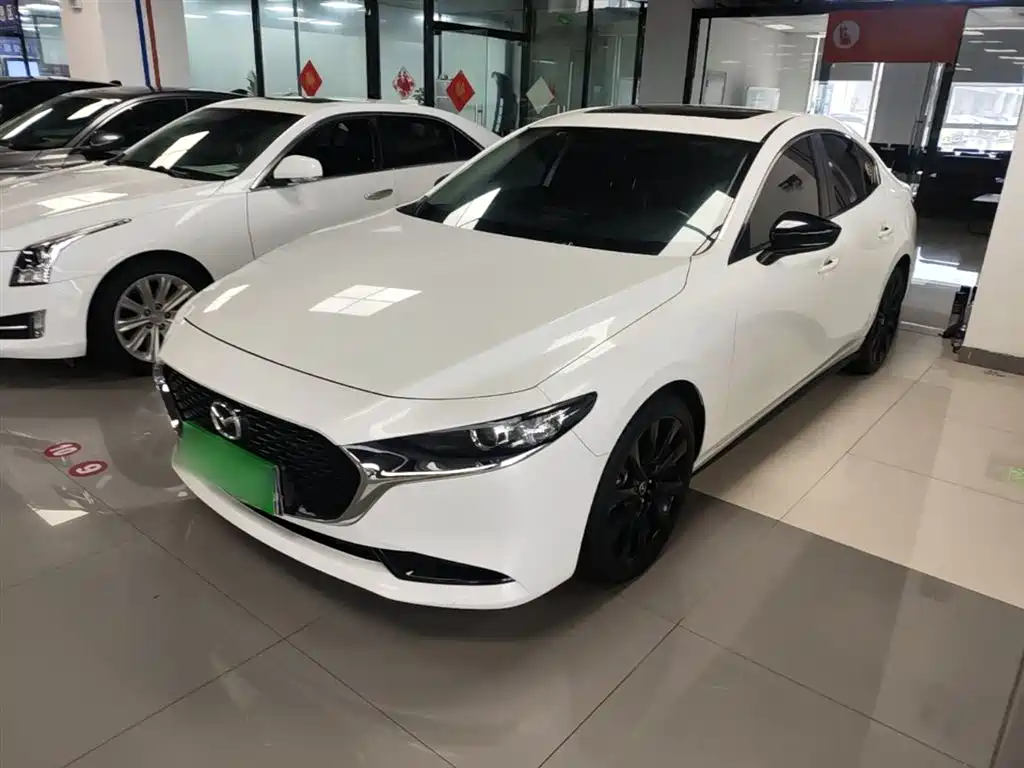 Mazda 3 Axela 2023 2.0L Auto Zhiya