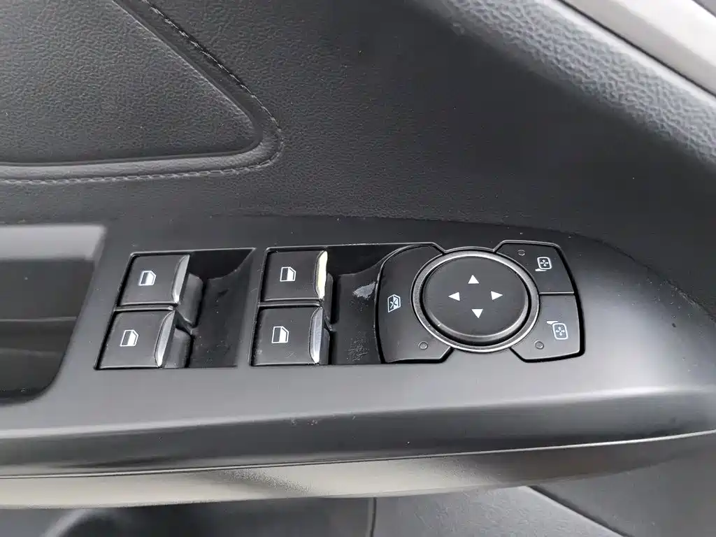 Ford Focus 2020 2020 Sedan 1.5L Automatic Sharp Leap Type