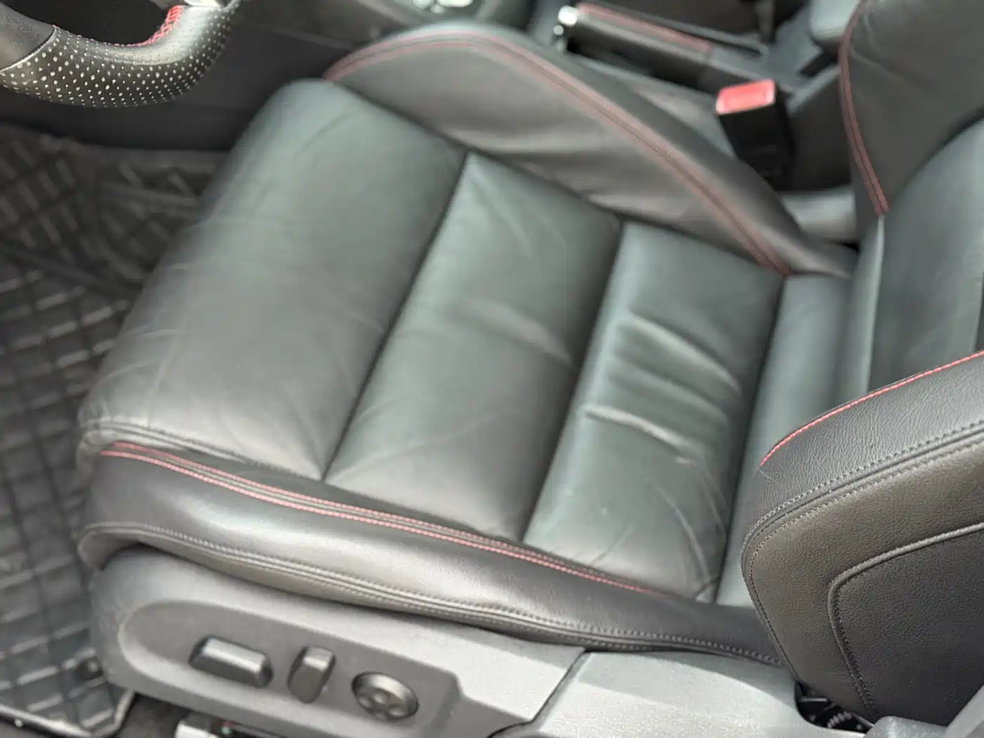 Volkswagen Golf GTI 2012 2.0TSI GTI фото 11