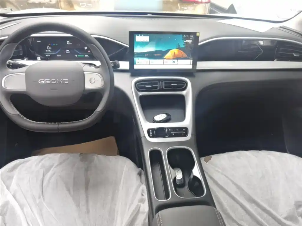 Geely Galaxy Starry Wish 2026 Edition 310km Youth Version фото 10