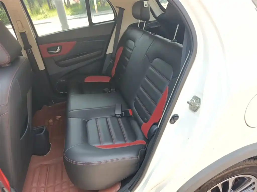 Haval H1 2015 1.5L Manual Luxury фото 17