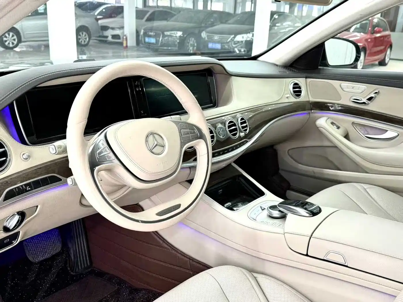 Mercedes-Benz S-Class 2014 S 320 L Business фото 4