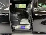 Фото 19 - Toyota Vellfire