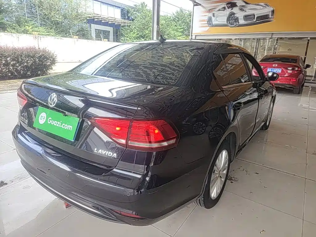 Фото 7 - Volkswagen Lavida
