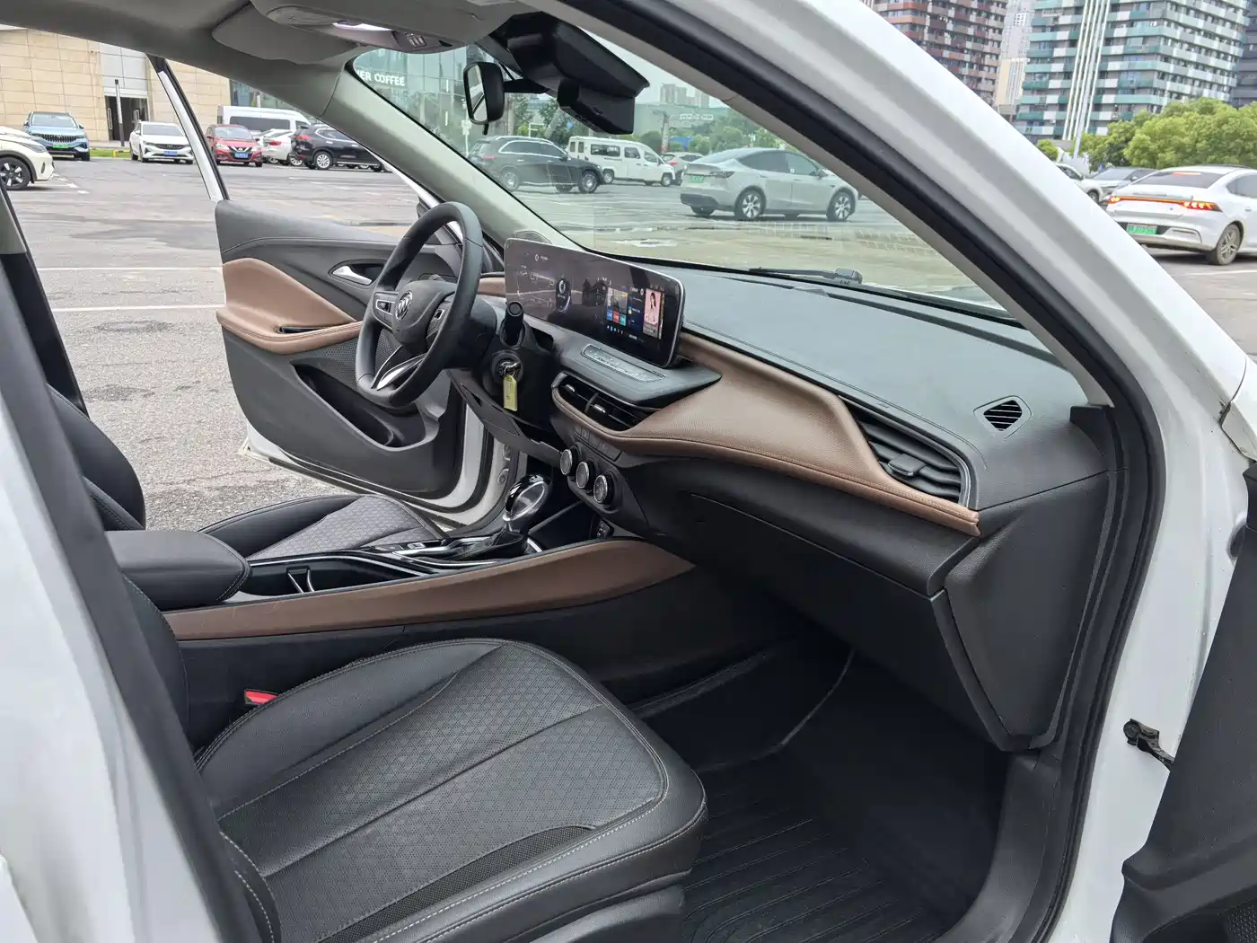 Фото 13 - Buick Verano