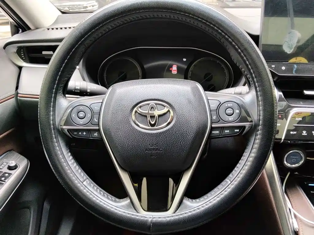 Toyota Lingfang HARRIER 2023 2022 Hybrid 2.5L CVT 2WD Luxury Edition