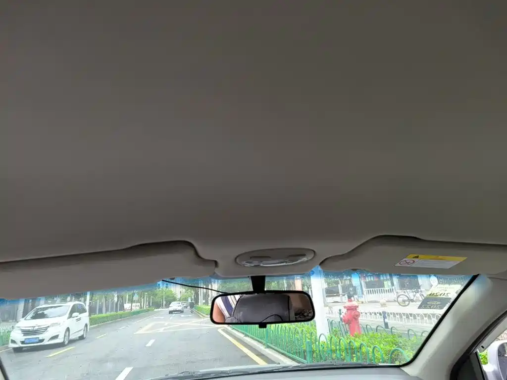 Buick Excelle 2015 1.5L Automatic Classic фото 15