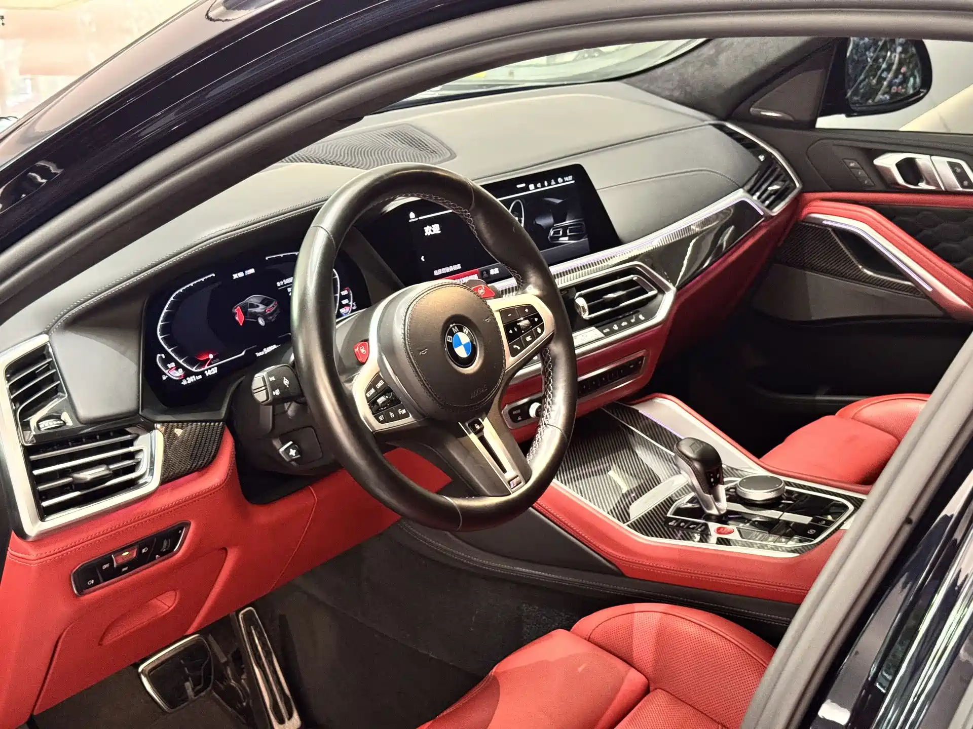 Фото 14 - BMW X6 M