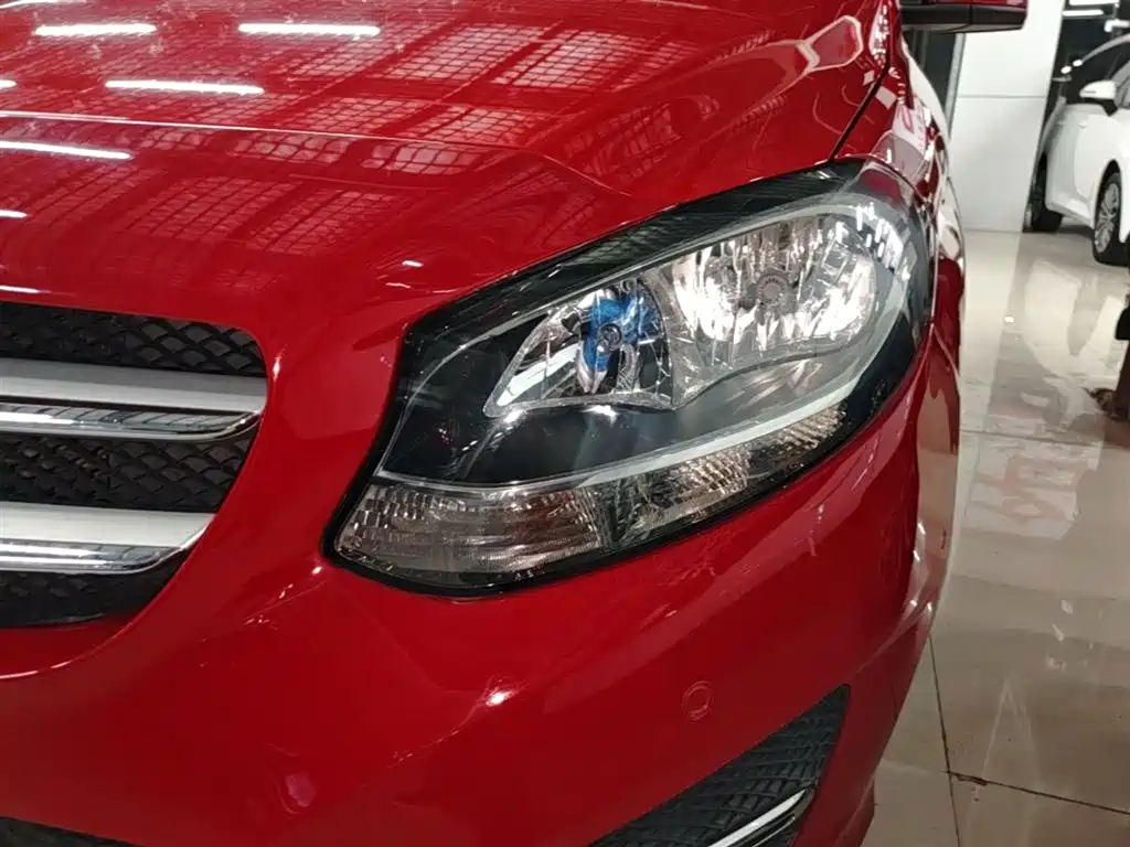 Mercedes-Benz B-Class 2015 B 200 Dynamic фото 24