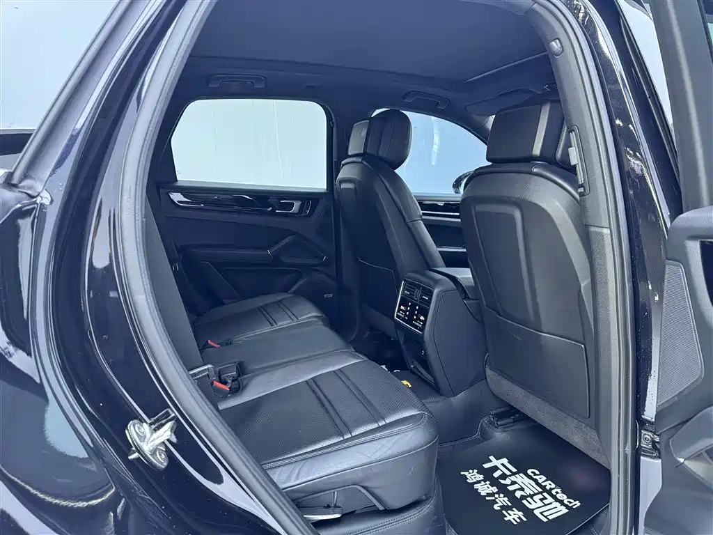 Porsche Cayenne 2019 Cayenne 3.0T фото 28
