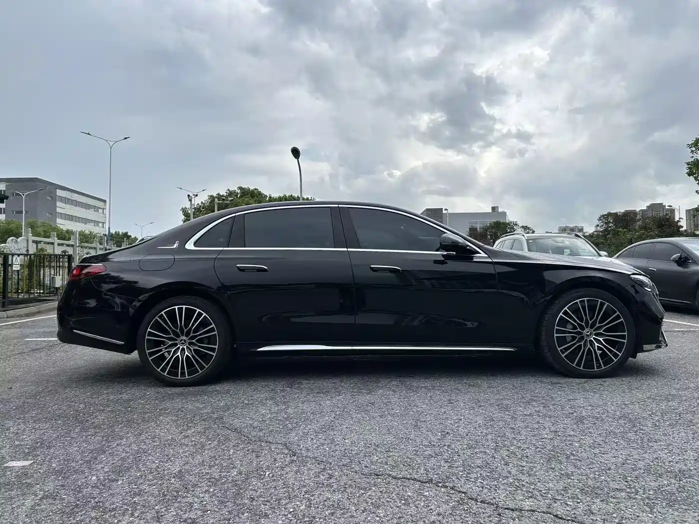 Mercedes-Benz E-Class, миниатюра 4