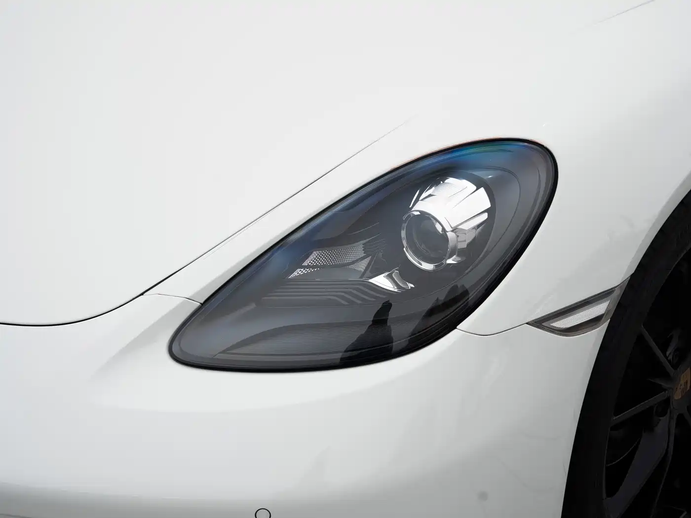 Porsche 718 2019 Boxster T 2.0T фото 19