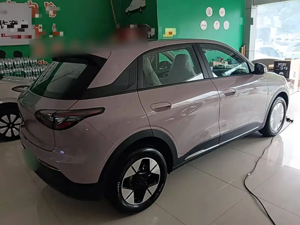 Фото 7 - Geely Galaxy Starry Wish