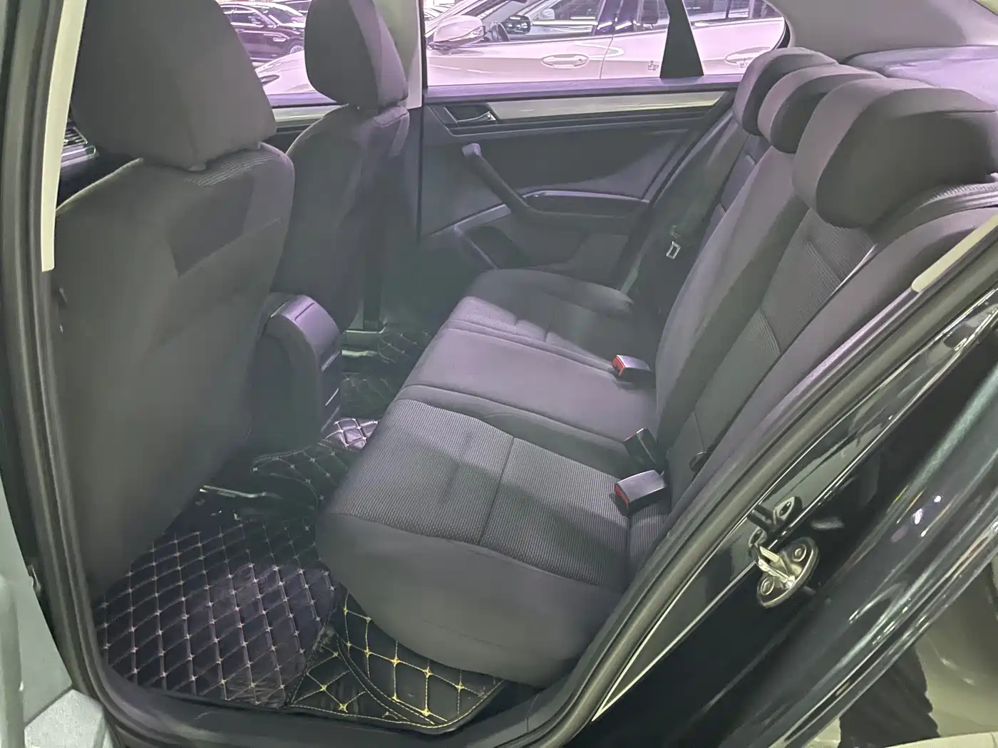 Volkswagen Bora 2016 Model 1.6L Automatic Fashion фото 7