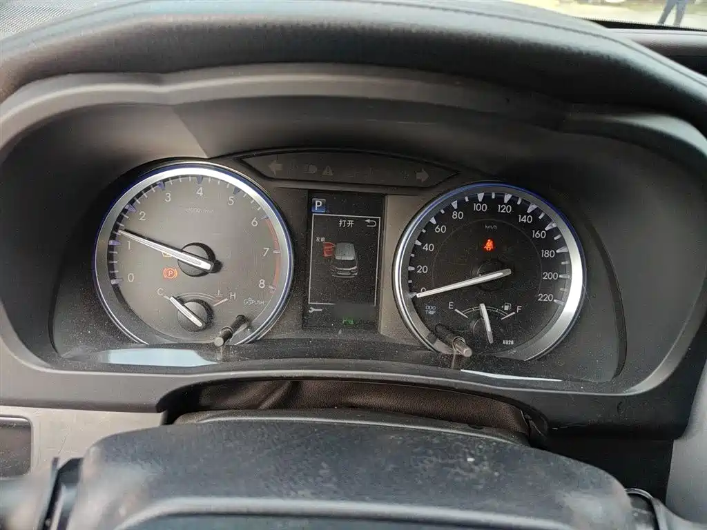 TOYOTA HIGHLANDER