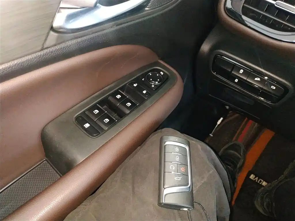 GAC Trumpchi Trumpchi M6 2019 270T DCT Prestige Edition (7-seater) (China VI) фото 9
