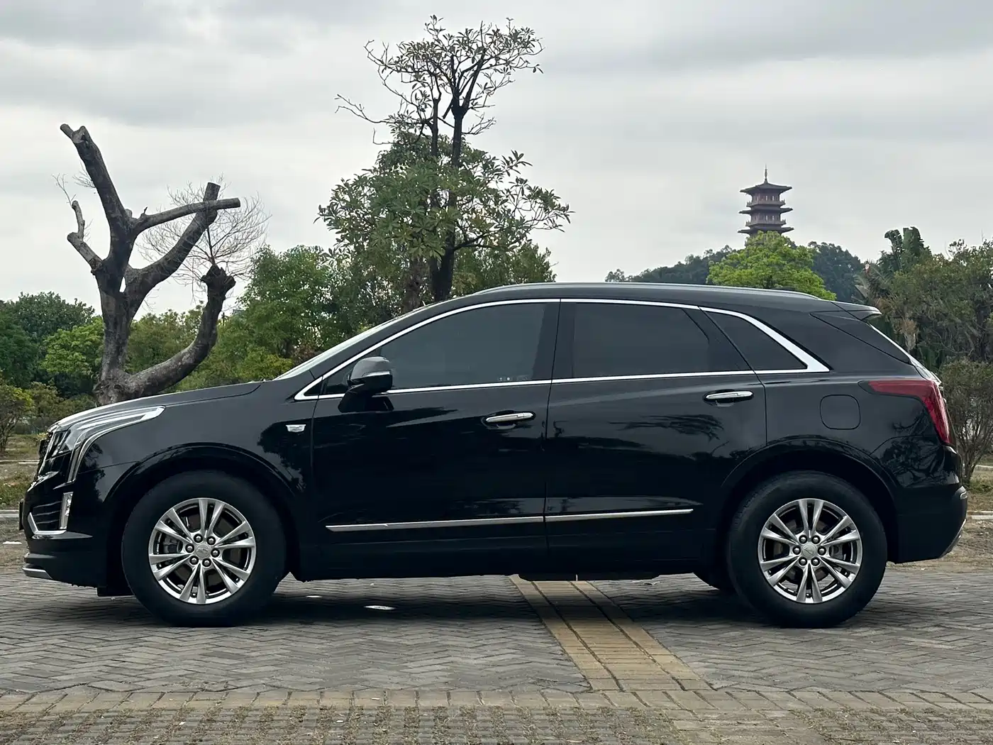 CADILLAC XT5